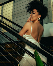 Load image into Gallery viewer, Elle&#39;
